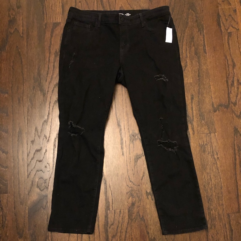 Black Distressed Jeans
